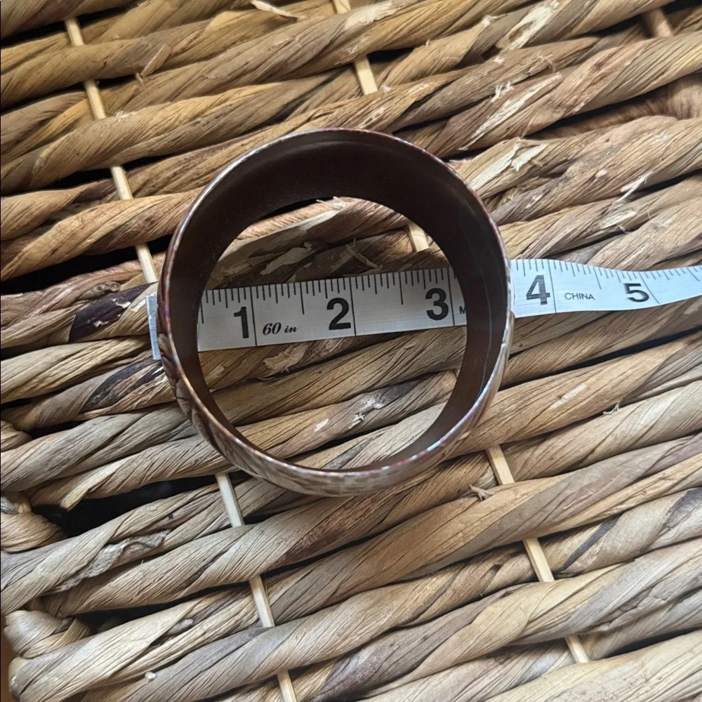 Artisan Crafted add striking